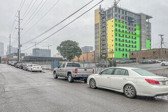 John A. Gupton Student Apartments in Nashville, TN - Foto de edificio - Building Photo