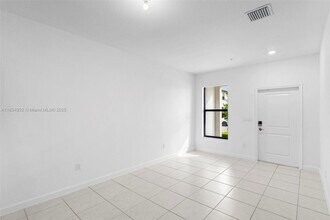 15983 SW 2nd Pl in Pembroke Pines, FL - Building Photo - Building Photo