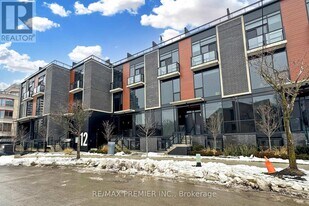 12 Dervock Crescent in Toronto, ON - Building Photo