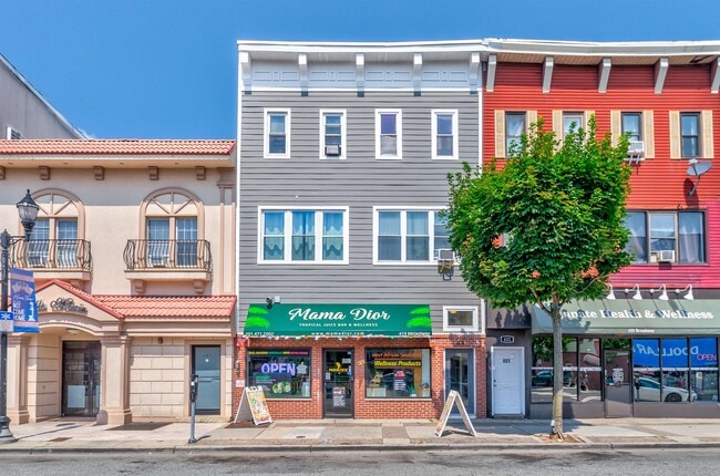 property at 419 Broadway