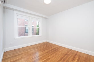 19 Forest St in Cambridge, MA - Building Photo - Building Photo