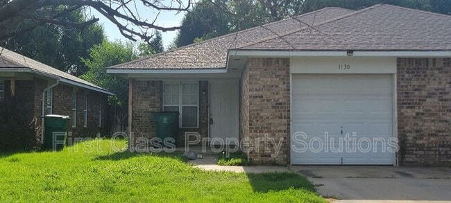 1130 N Gardner Ave