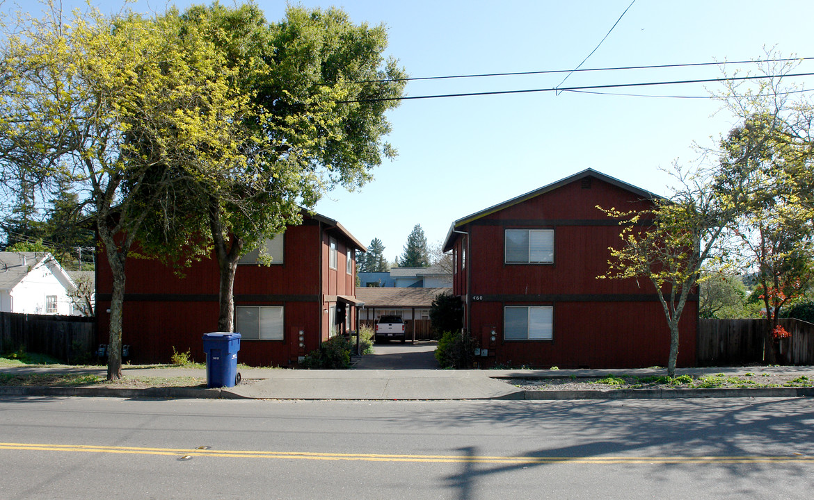 460 Mason St in Healdsburg, CA - Building Photo