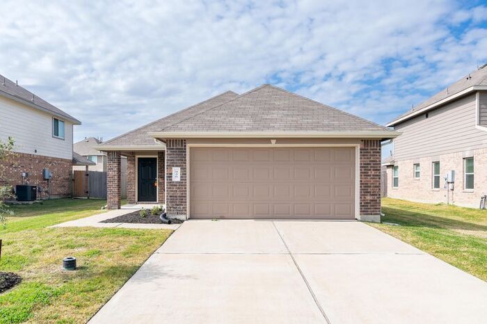 926 Ember Wood Ct in La Marque, TX - Building Photo
