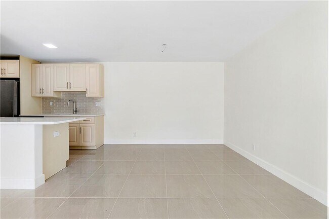 11605 NW 29th Ct, Unit 2d in Coral Springs, FL - Foto de edificio - Building Photo