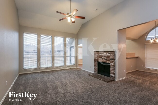 136 Woodcreek Dr in Rockwall, TX - Building Photo - Building Photo