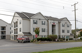 South Rock Apartments in Slippery Rock, PA - Building Photo