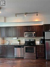 209 Fort York Blvd in Toronto, ON - Building Photo - Building Photo