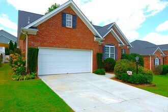 923 Squires Pt in Duncan, SC - Building Photo - Building Photo