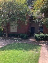 1805 Holmes St in Tupelo, MS - Building Photo