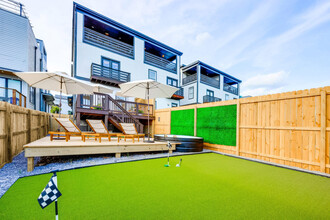 10B Fern Ave in Nashville, TN - Building Photo - Building Photo