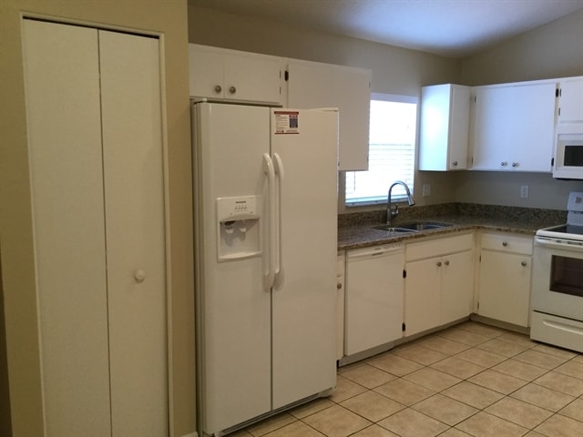 3429 Silver Meadow Way in Plant City, FL - Foto de edificio - Building Photo