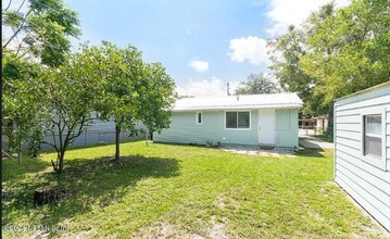 1151 E 15th St in Jacksonville, FL - Building Photo - Building Photo