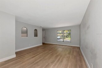 405 Barlow Ave in Sarasota, FL - Building Photo - Building Photo