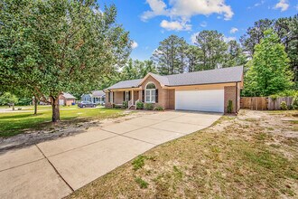 2713 Leabrook Dr in Fayetteville, NC - Building Photo - Building Photo