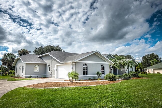 27406 Tierra Del Fuego Cir in Punta Gorda, FL - Building Photo - Building Photo