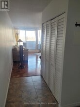 1380 Prince of Wales Dr in Ottawa, ON - Building Photo - Building Photo