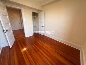12 Lee St, Unit 24 in Cambridge, MA - Building Photo - Building Photo