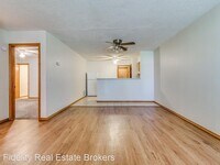 1213 Clearwater Dr photo'