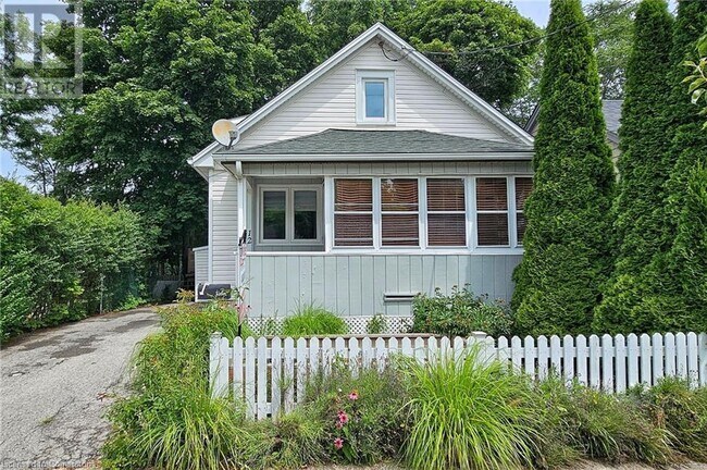 property at 12 Henrietta St