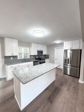 1245 Davis Ave in Chesapeake, VA - Building Photo - Building Photo