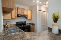 Hampton Woods in Shawnee, KS - Building Photo - Interior Photo