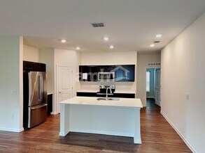 4351 Seven Canyons Dr in Kissimmee, FL - Building Photo - Building Photo