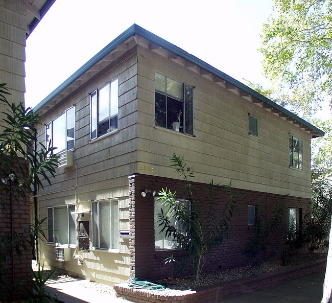 D Street Apartments in Sacramento, CA - Building Photo - Building Photo