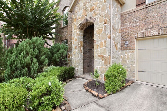 10202 Gallowgate Ln in Richmond, TX - Foto de edificio - Building Photo