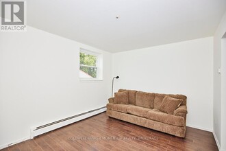 4595-4595 Queen St in Niagara Falls, ON - Building Photo - Building Photo