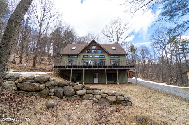 221 Young Rd in Middle Grove, NY - Building Photo - Building Photo