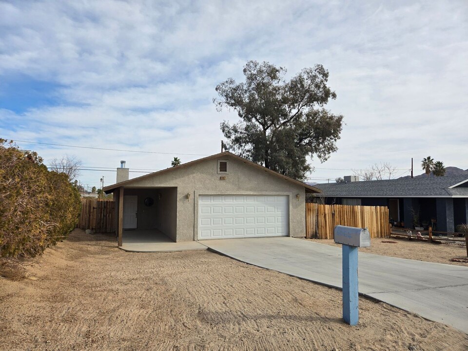 6067 Cahuilla Ave in Twentynine Palms, CA - Building Photo