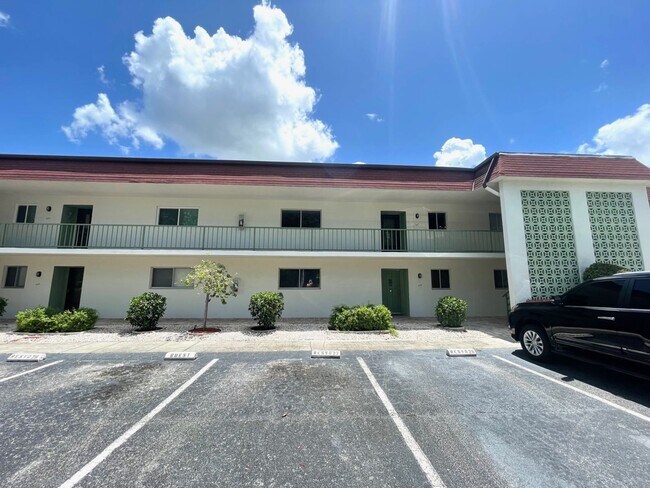 property at 3602 S Beneva Rd