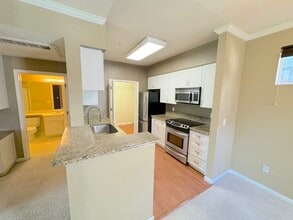 1982 W Bayshore Rd, Unit 129 in East Palo Alto, CA - Building Photo - Building Photo