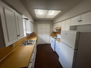 6517 Dunn Dr in Waco, TX - Building Photo - Building Photo