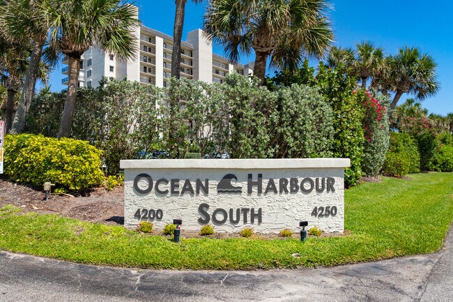 Ocean Harbour South in Hutchinson Island, FL - Building Photo - Building Photo