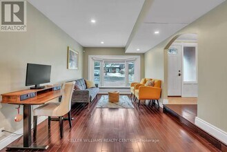 12 Deerpark Dr in Barrie, ON - Building Photo - Building Photo