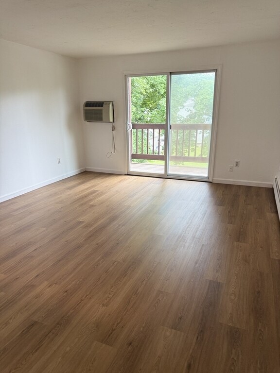 707 Bedford St in Abington, MA - Building Photo - Building Photo
