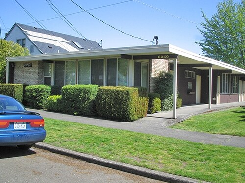 Mary Lou Apartments in Seattle, WA - Foto de edificio - Building Photo