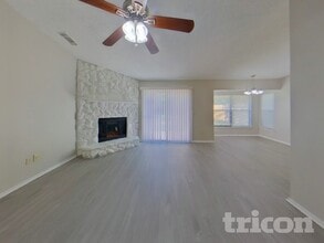 1805 Clover Ct, Unit 903 in Middleburg, FL - Building Photo - Building Photo