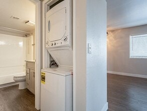 Portola at Papago in Phoenix, AZ - Building Photo - Building Photo