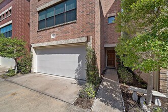 650 Westcross St in Houston, TX - Building Photo - Building Photo