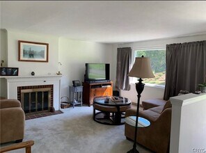 904 Crawford Ave in Syracuse, NY - Building Photo - Building Photo