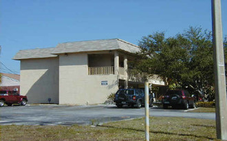 4320 65th Way N Apartments