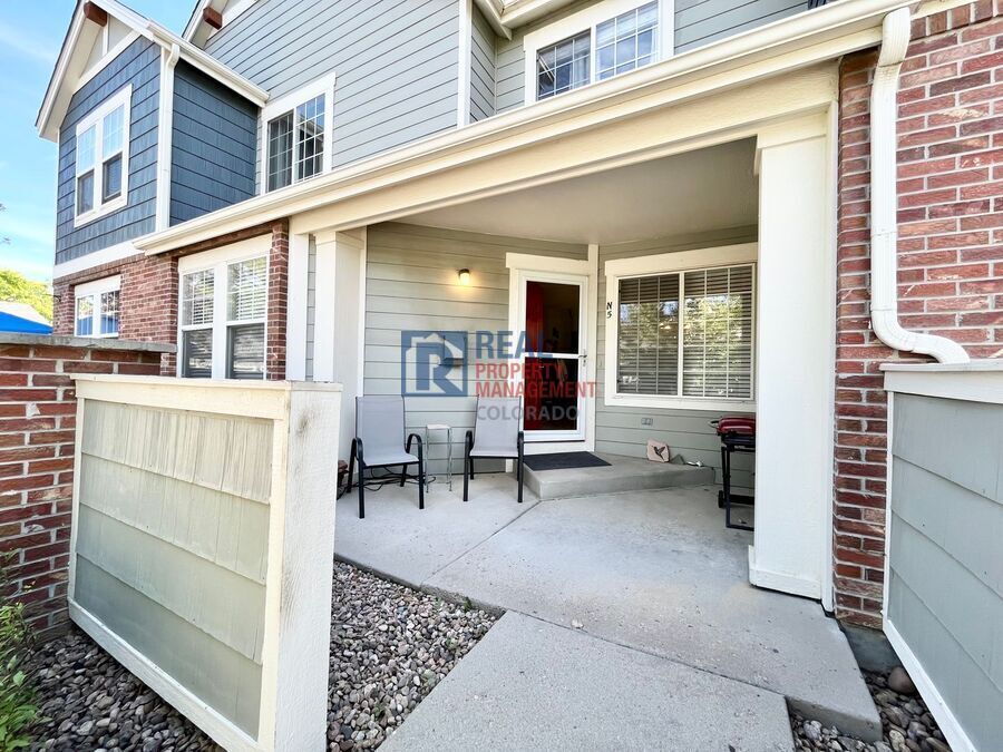 13900 Lake Song Ln in Broomfield, CO - Foto de edificio
