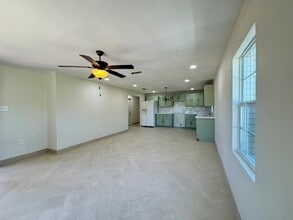 2909 Bismark St in Laredo, TX - Building Photo - Building Photo