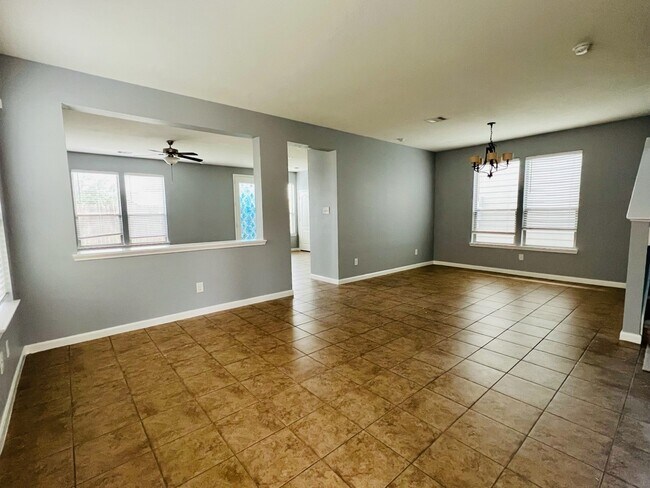 19035 Buckner Ct in Houston, TX - Building Photo - Building Photo