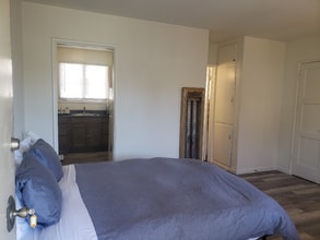 5923 Gregory Ave in Los Angeles, CA - Building Photo - Building Photo