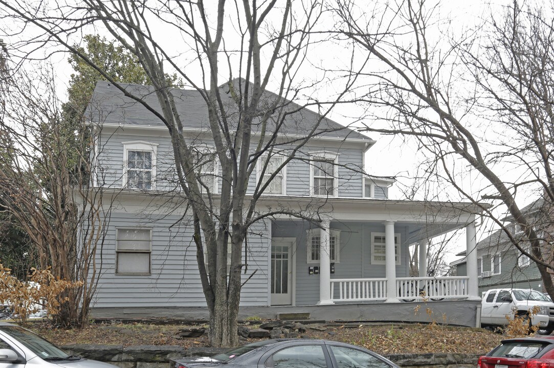 Gray House in Knoxville, TN - Building Photo