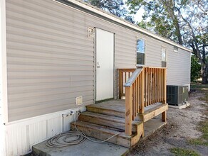 14033 Bream Dr in Hudson, FL - Building Photo - Building Photo